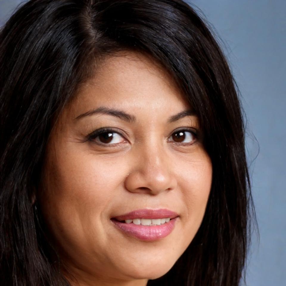 Dr. Katharina Bergmann, leitende Finanzanalystin und Dozentin